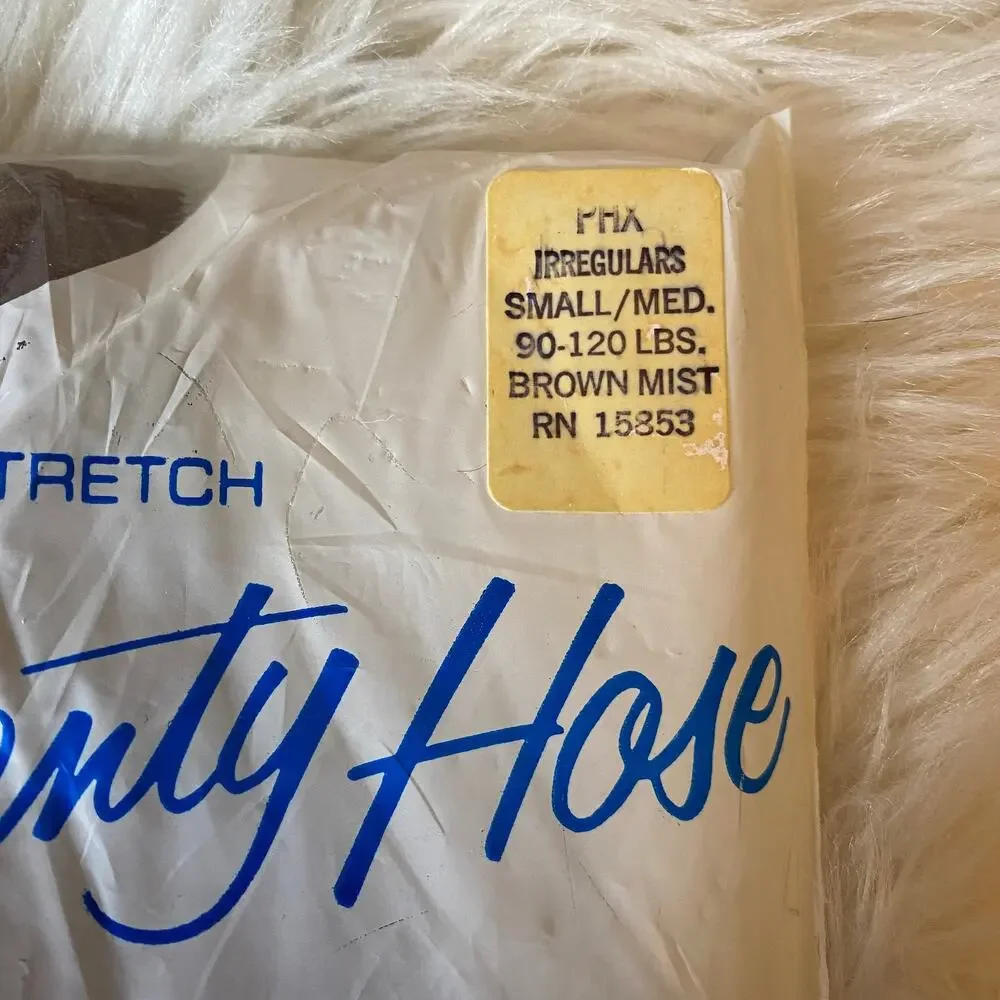 Durham Hosiery Mills Vintage Nylon Panty hose Small/Medium Brown Mist